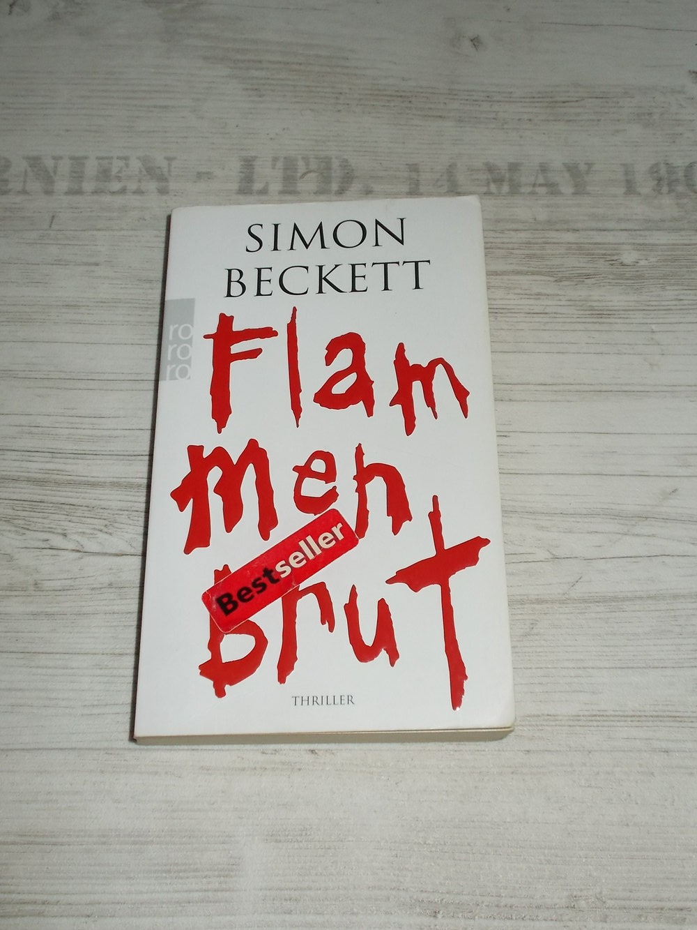 Buch Flammenbrut von Simon Beckett