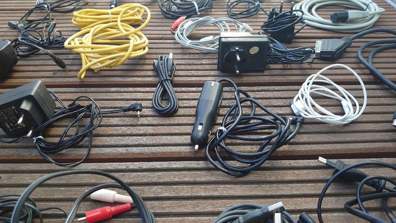 Kabel Konvolut Set Paket TV PC Handy Hifi Auto Telefon Sony Motorola