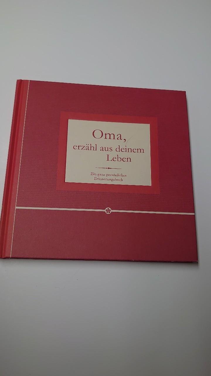 Buch Oma, erzähl aus deinem Leben. Ein ganz persönliches Erinnerungsbuch