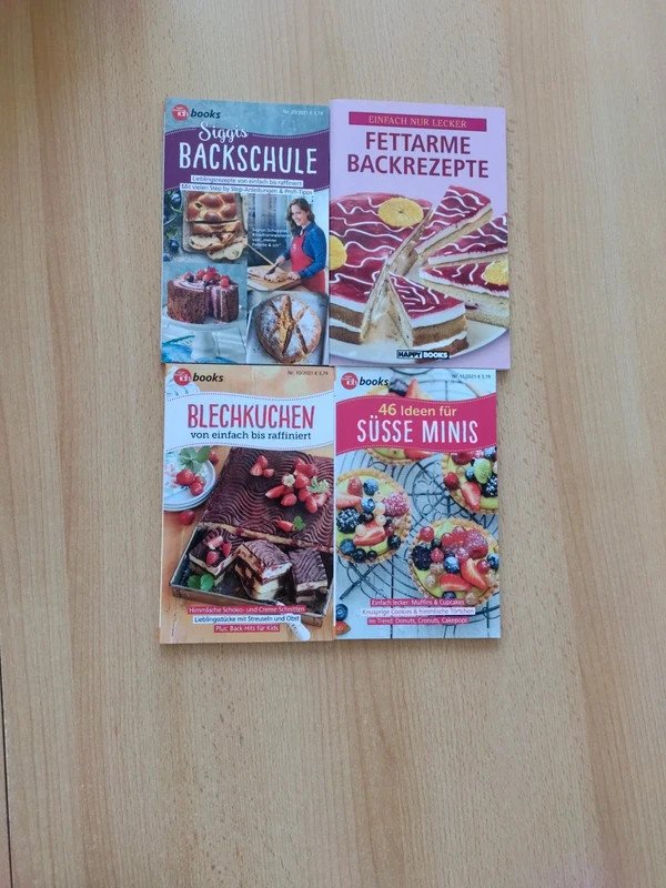 4 Backbücher