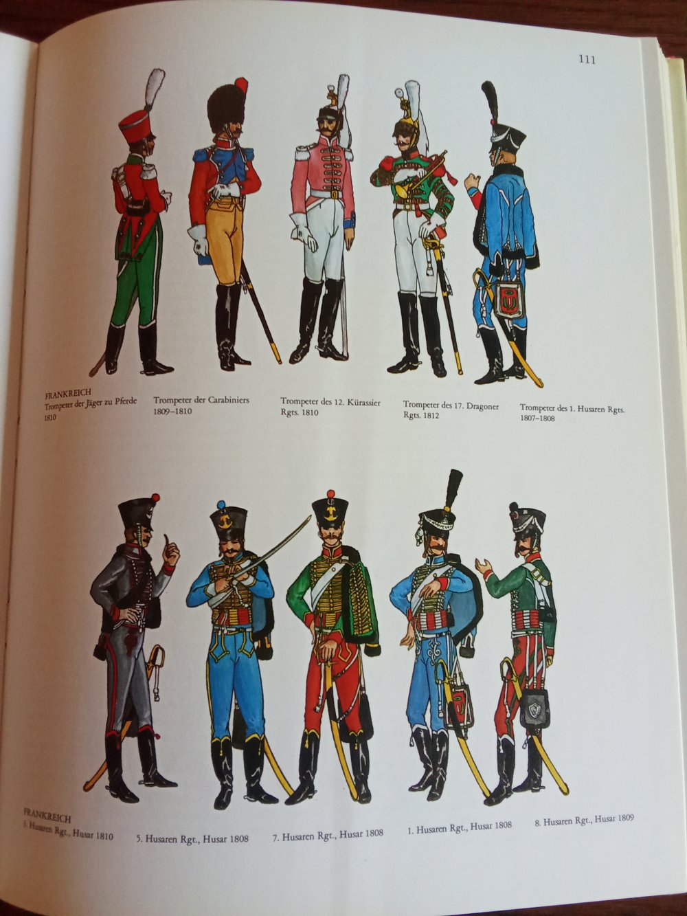 Das Bilderlexikon der Uniformen von 1700 bis zur Gegenwart Vintage 70's