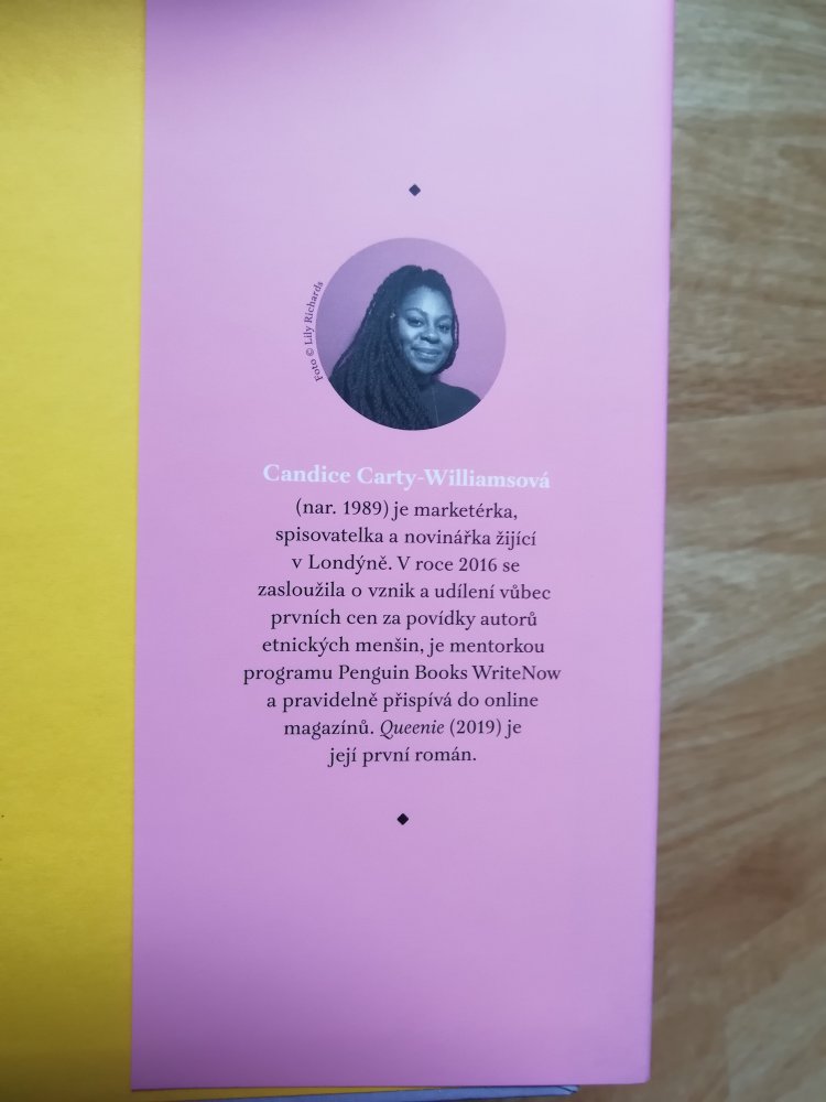 Queenie - TSCHECHISCH