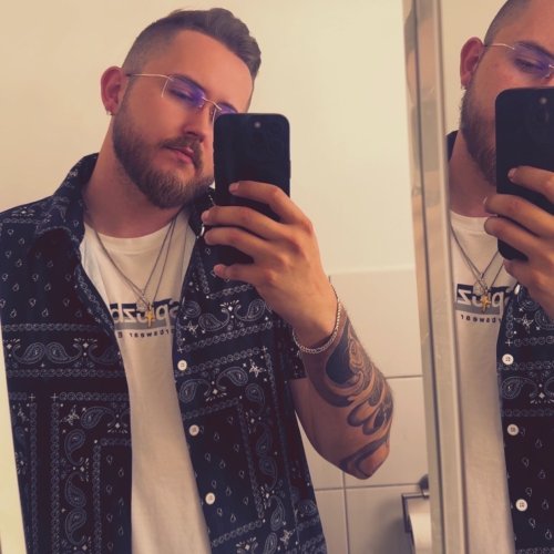 Sam99