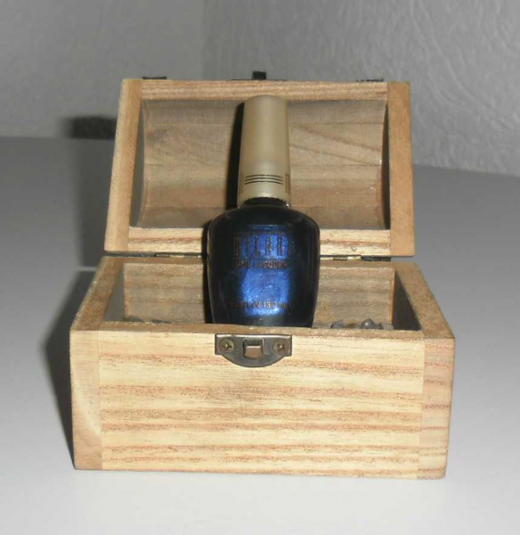 Milani Nagellack 106 Midnight Satin