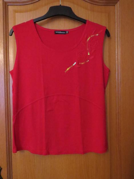 Top, Gr42/44, rot, sehr schick