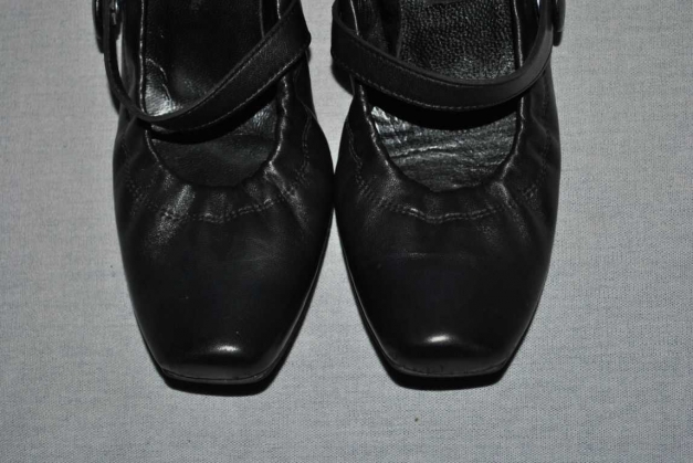 Tolle Pumps mit Gummizug von Paul Green !