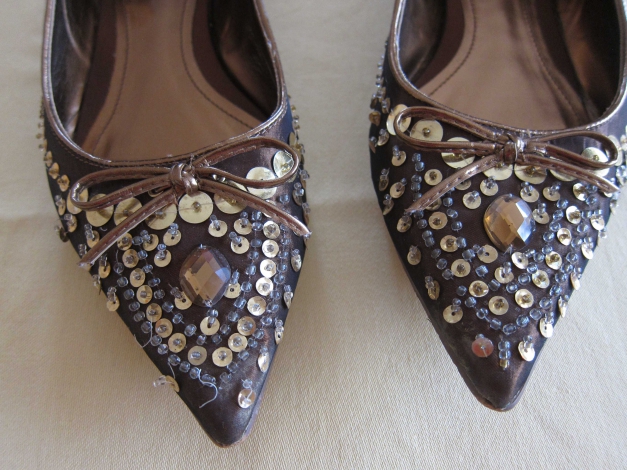 Braune Ballerinas mit Pailletten