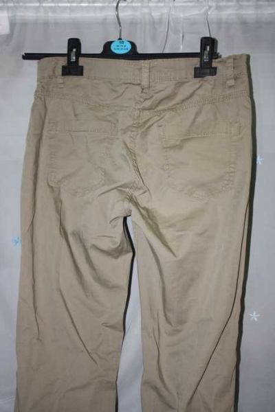 beigefarbene Chinohose von H&M 