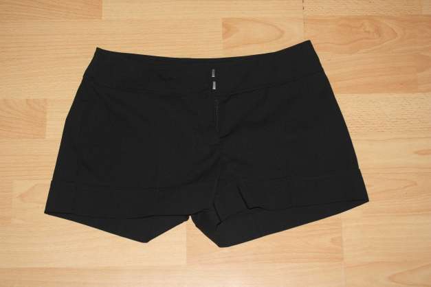Edle Hotpants, Shorts, schwarz, Gr. 32, Melrose