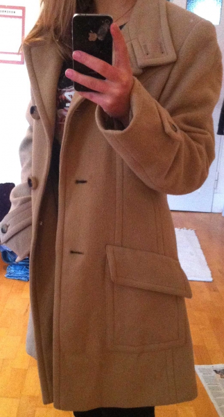 Beiger Wintermantel Trenchcoat