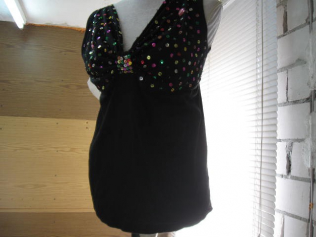 *** Schönes Shirt mit Pailletten ***