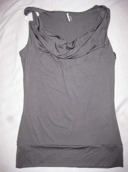 elegantes wasserfall-shirt