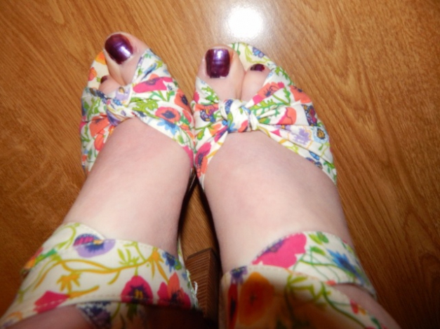 Auffällige Sommer Heels Gr. 40 von H&M Flower Power Top