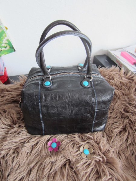GABS Handtasche Lacktasche Ledertasche schwarz türkis