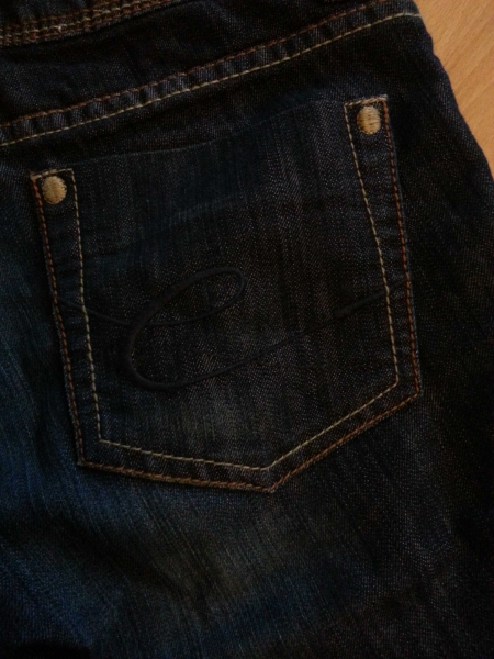 EDC by Esprit Jeans Caprihose Gr 26 / 27 // 32 / 34