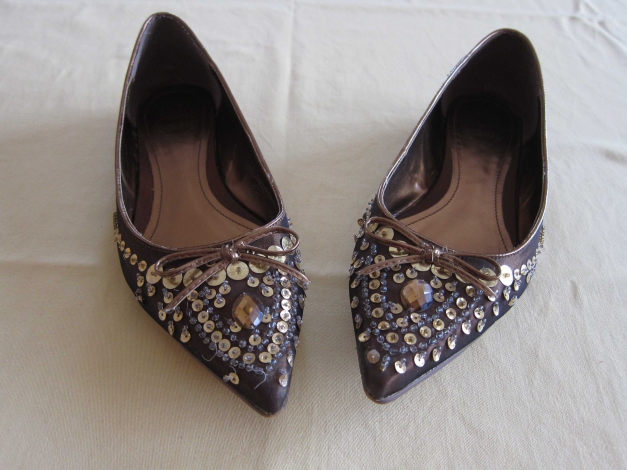 Braune Ballerinas mit Pailletten