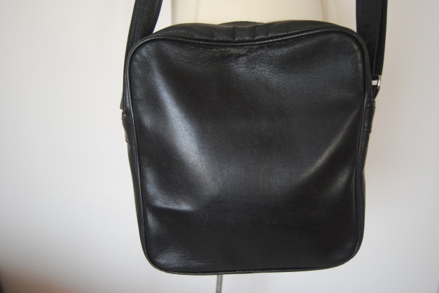 Adidas  Sneakertasche  Umhängetasche  Trendi