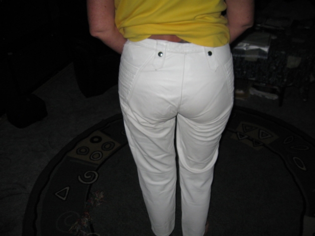 *** Ledermäuse aufgepaßt ~ Ansehen ~ Lederhose ~ Ausgefallen ~ Geiler Schnitt ***