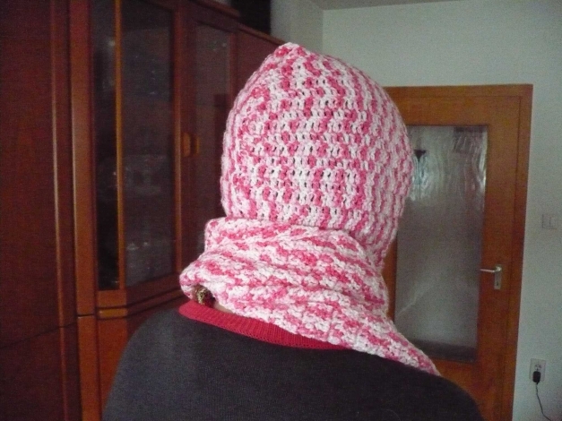 Kapuzenschal ( 19 )