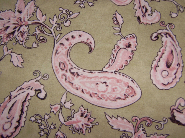 T-Shirt von Yessica, khaki / altrosa mit Paisley-Muster, Gr. M