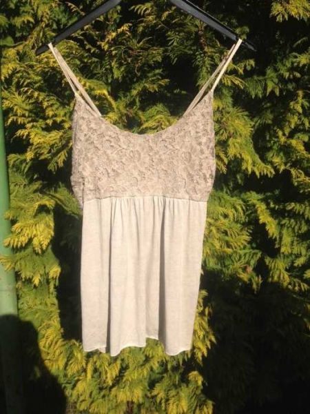 NEU spitzentop romantisch mit Etikett Größe L