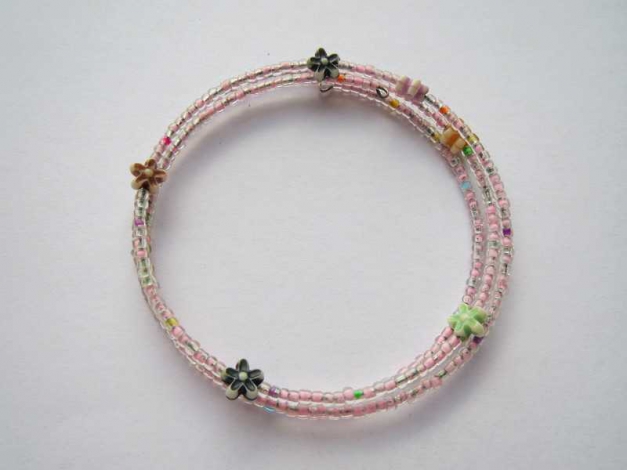 Armband (sehr schön)