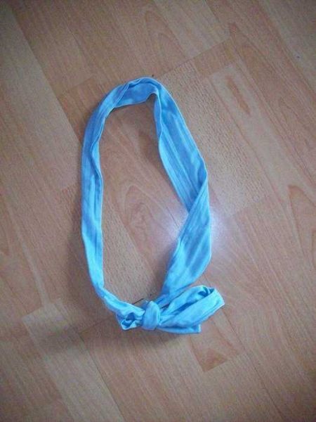  Dünner, schmaler babyblauer Schal, Tuch für um den Hals  auch als Gürtel verwendbar