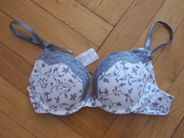 Neuer! BH, 75B, von C&A Lingerie, weiß grau floral mit Spitze
