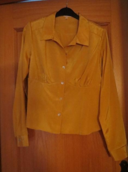Bluse, Senffarbe, sehr schön, neu