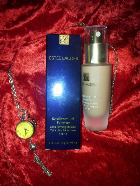 Estee Lauder Resilience Lift Extreme Radiant Lifting Makeup SPF 15 OVP