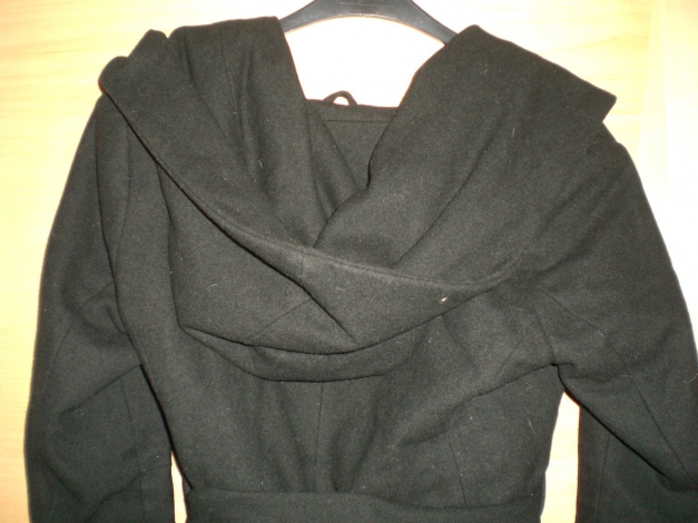  Mint & Berry, Mantel, schwarz, große Kapuze, wie neu