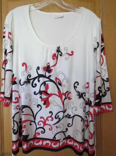 Tunika,florale Muster,3/4 Arm