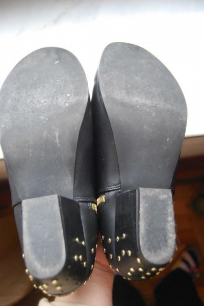 Schwarze Stiefeletten  Boots Schuhe Trendi