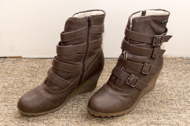 Buffalo Girl Wedges braun gefüttert