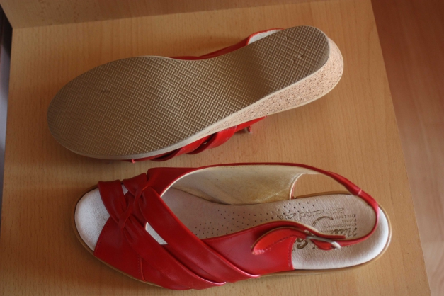 Rote Echtleder Sandalen, Sandaletten, Korkabsatz, Keilabsatz, Sling, Gr. 40