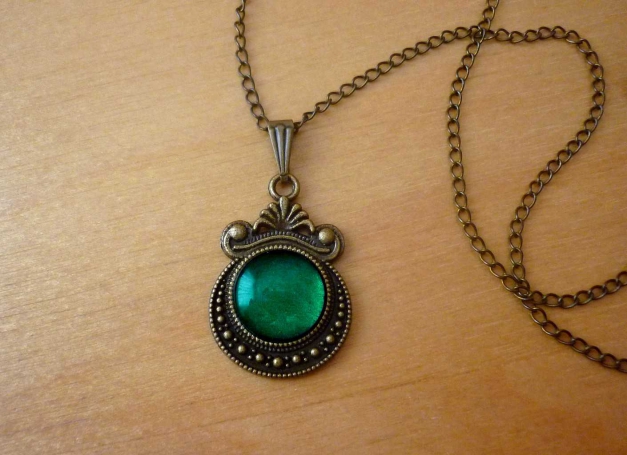 Ethno Kette grün türkis Stein Schimmer bronze vintage gothic Look steampunk goa 
