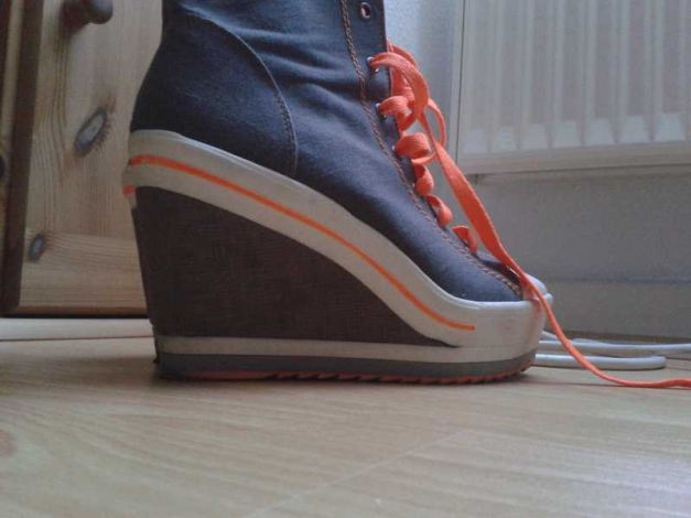 grau orange Stiefeletten
