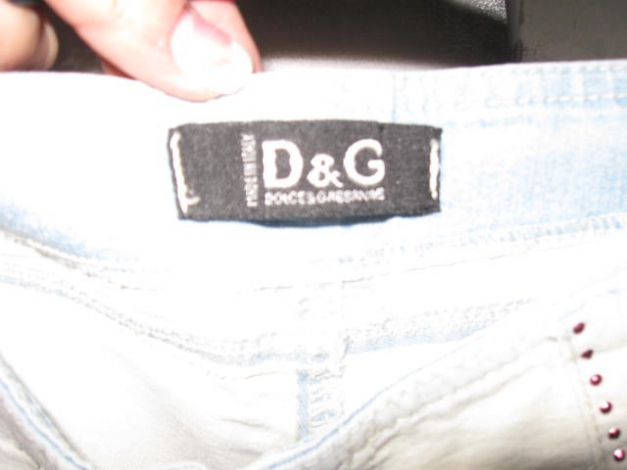 *** Stylisch ~ Original ~ Frühlingsjeans ~ gewollte Löcher ***