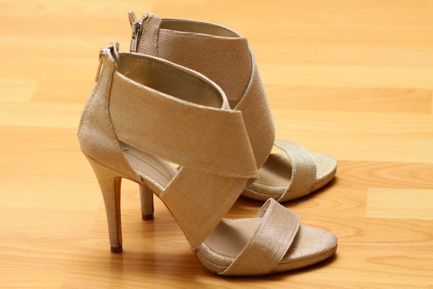 Zara Stilettos gold glitzernd