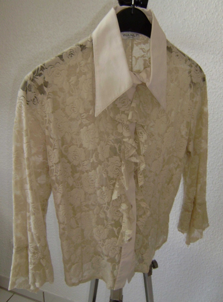 Schöne transparente beige Bluse mit Volants Gr. ca. 38 