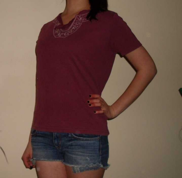 bordeau rotes t-shirt