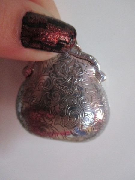 lange Kette silber Tasche und Schleife