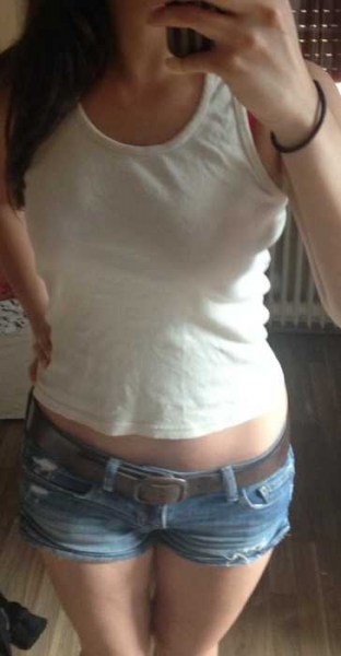 creamefarbenes top (bauchfrei)