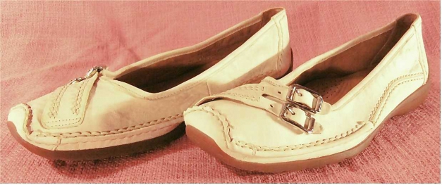 Damen-Schuhe von Gabor -  Slipper / Ballerina - Wildleder - altweiß - Größe 5