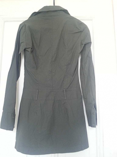 Promod khakifarbene/dunkelgrüne Tunika/Hemdkleid mit langen Ärmeln und Zierraffung an Schultern Gr. 34/XS