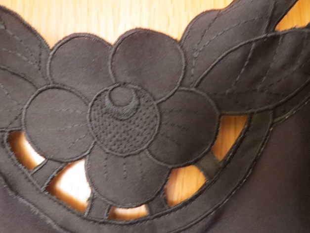 Sommertop, Gr. 36/S, schwarz, elegant