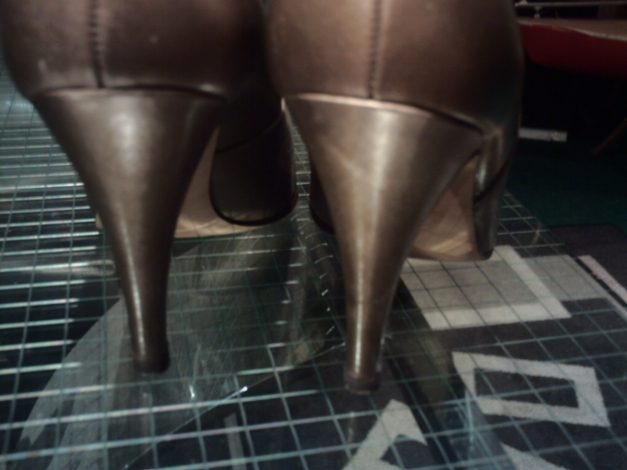 ausgefallene und seltene goldene Gabor-Stiefeletten