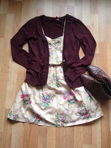 Kleid beige Blumen Tea Dress im Vintage Look