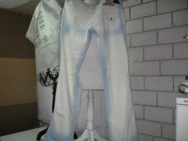 *** Stylisch ~ Original ~ Frühlingsjeans ~ gewollte Löcher ***