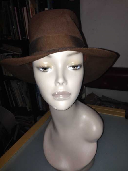 vintage Hut aus den 40er von Florida Braun von Resolut modal Gala
